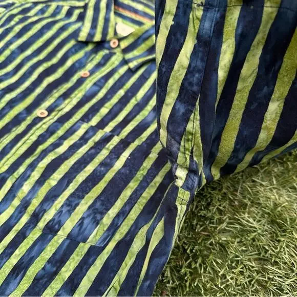 The Territory Ahead Men's Referee Batik Stripe Chest Pocket Short Sleeve Shirt L - Picture 5 of 7